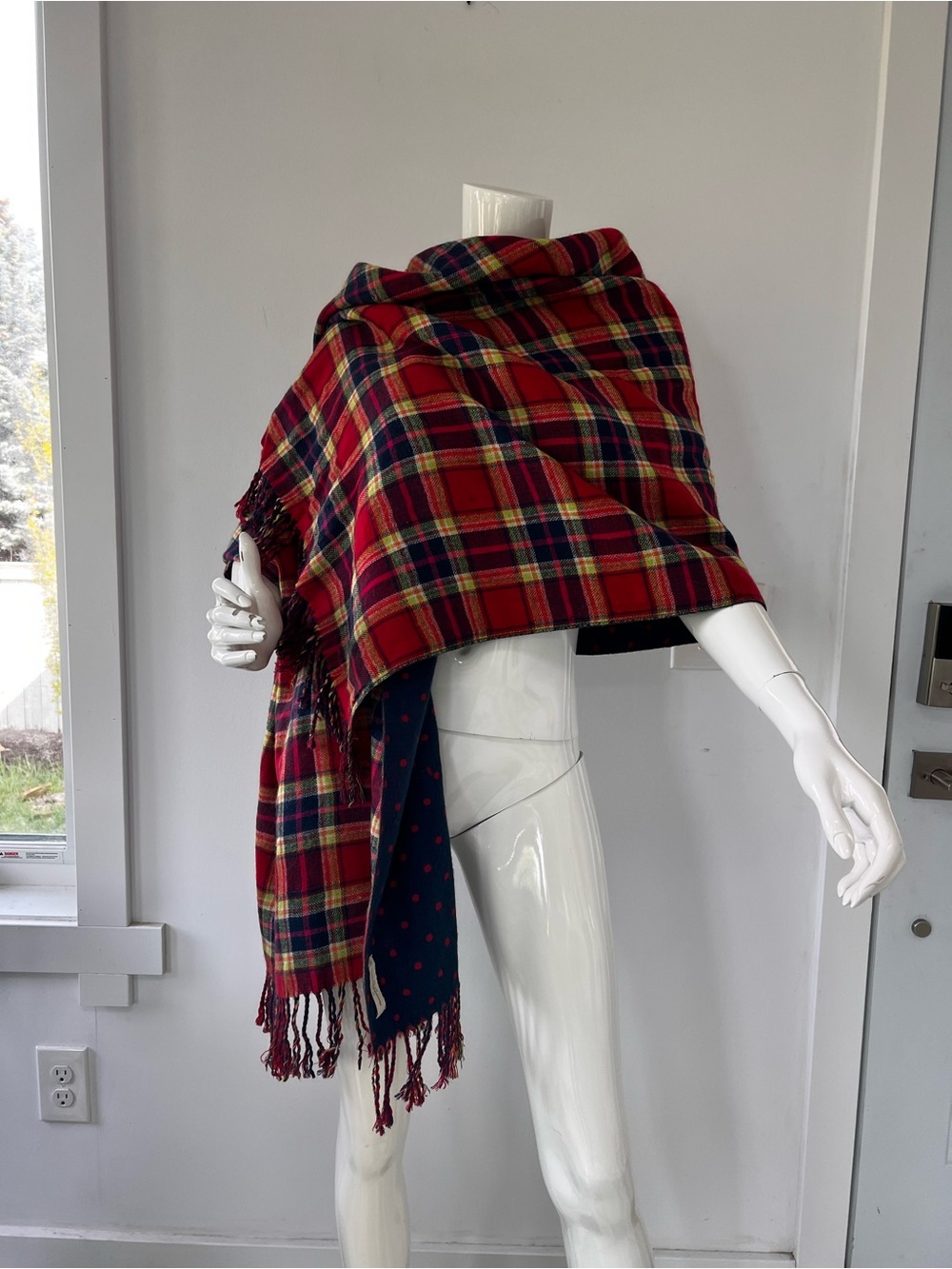Reversible Abercrombie & Fitch plaid scarf Wrap cashmere wool blend 26”x70”
